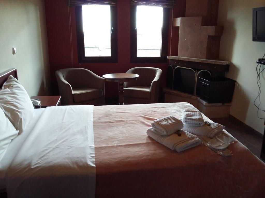 Káto Loutrákion Voreas Hotel חדר תמונה