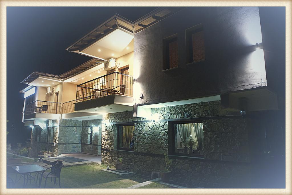 Káto Loutrákion Voreas Hotel מראה חיצוני תמונה